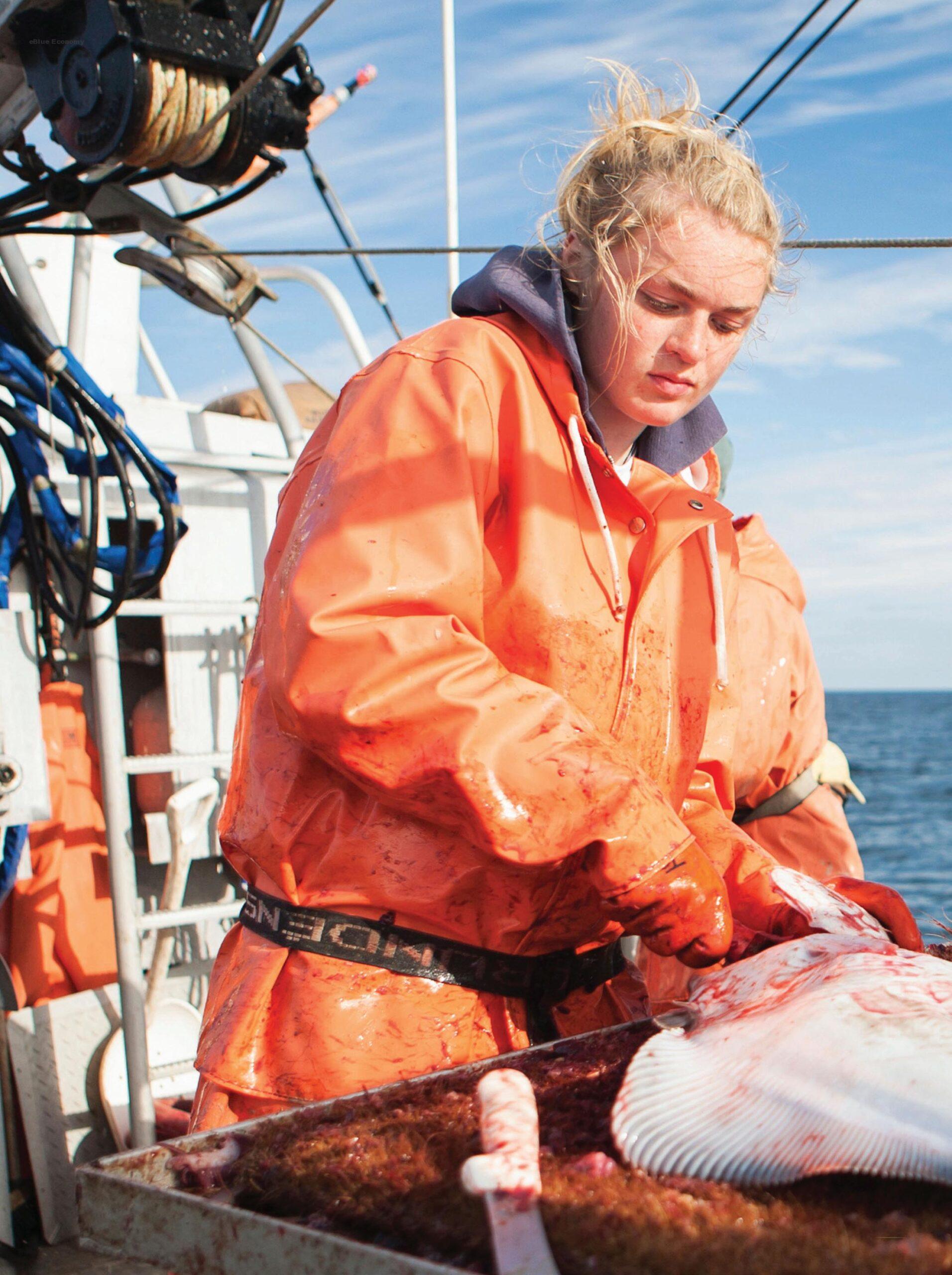 eBlue_economy_women _in_fisheries