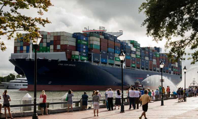 eblue_economy_Savannah serves largest vessel