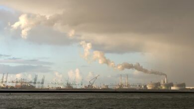 eBlue_economy_Carbon emissions in port of Rotterdam drop swifter than national average