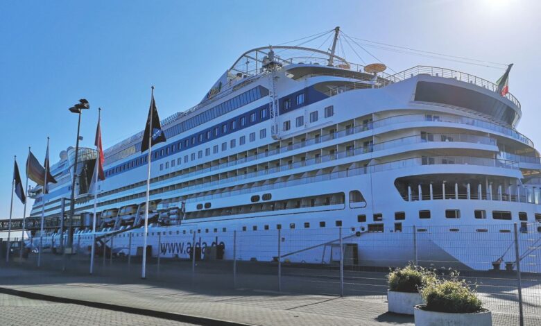 eBlue_economy_Port of Kiel opens cruise season on Whitsun weekend
