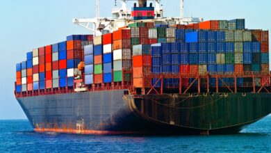 eBlue_economy_Global Ship Lease announces agreement to acquire 12 containerships
