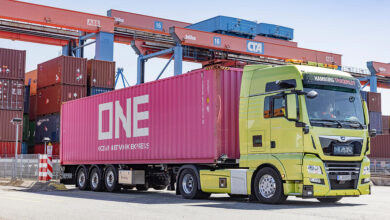 eBlue_economy_HHLA successfully tests self-driving truck at Container Terminal Altenwerder
