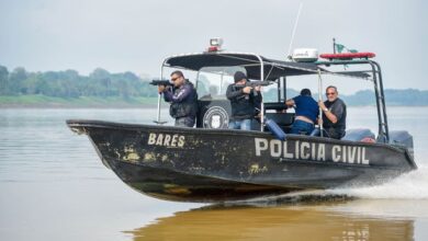 eBlue_economy_Piracy in Amazon _armed-police_patrol_thAmazon_river