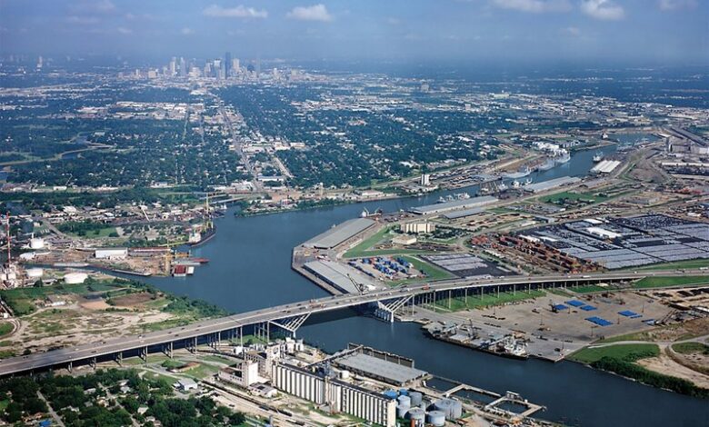 eBlue_economy_Port Houston Reopens Container Terminals