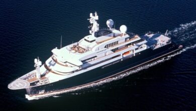 eBlue_economy_Paul Allen superyacht Octopus finally sells after being listed for nearly $300M