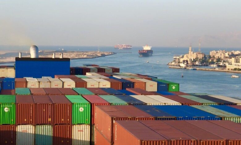 eBlue_economy_ستثمارات جديدة بالمنطقة الاقتصادية لقناة السويس ضمن 6 موانئ و 4 مناطق صناعي