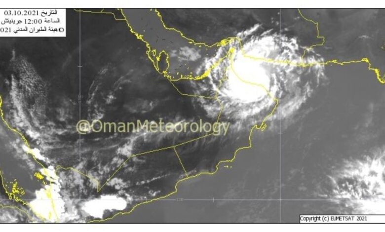 eBlue_economy_ الإعصار شاهين.. الإمارات وسلطنة عمان تحذران من ارتياد البحر