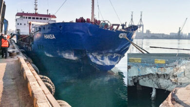 eBlue_economy_Cargo ship struck pier, heavily damaged
