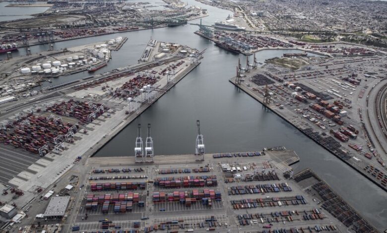 eBlue_economy_Port of Los Angeles reduces net air pollution during pandemic year