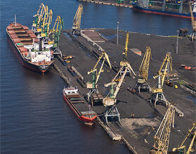 eBlue_economy_he Port of Riga successfully competes in the grain handling segment in the Baltic region