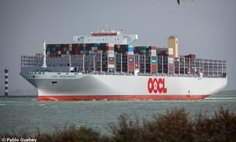 eBlue_economy_ قناة السويس تشهد عبور ٨٠ سفينة بإجمالي حمولات صافية ٥,٤ مليون طن