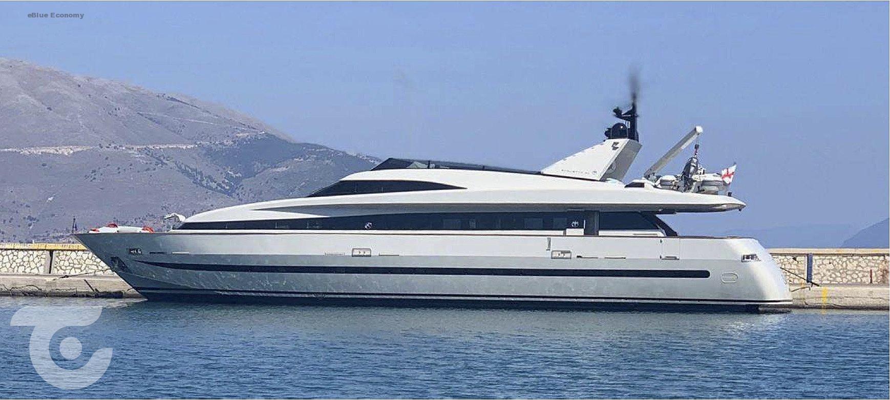 eBlue_economy_Baglietto’s classic 31m motor yacht Sily