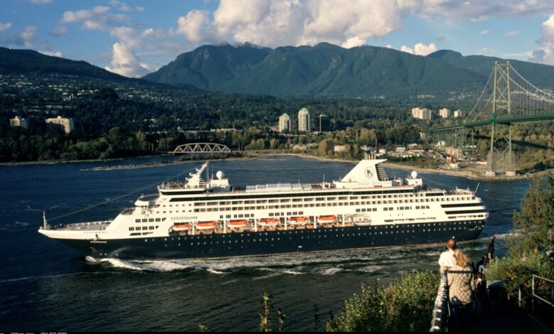 eBlue_economy_Canada Opens Ports for Cruise Ships