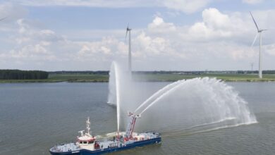 eBlue_economy_Damen Shipyards delivers custom electric Fire-Fighting vessels to Flotte Hamburg