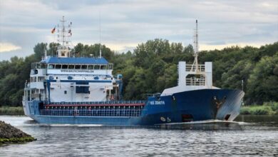 eBlue_economy_General cargo ship ran into embankment in Kiel Canal