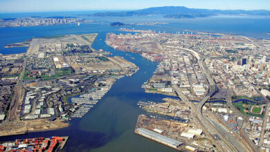 eBlue_economy_Port of Oakland total cargo volume down 20 percent in October 2021