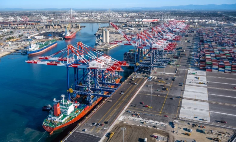 eBlue_economy_Ports of Long Beach and Los Angeles announce fine for container unloading delay