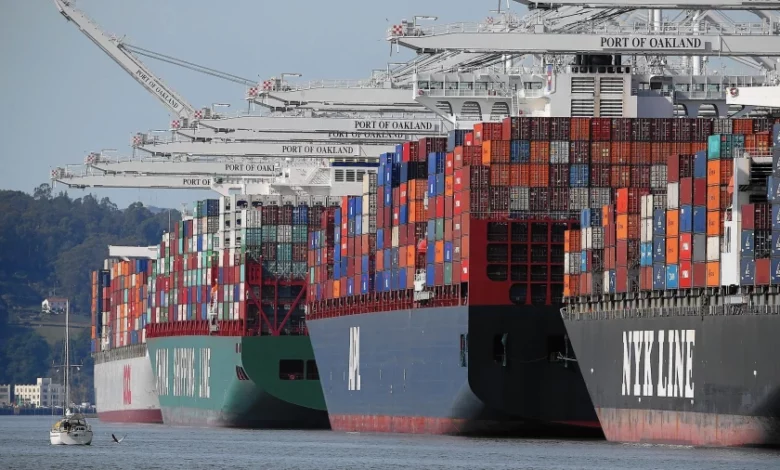 eBlue_economy_San Pedro Bay Ports postpone consideration of container dwell fee until Nov. 22