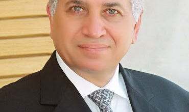 eBlue_economy_الدكتور مصطفى هديب رئيس الاكاديمية العربية للعلوم الادارية والمالية والمصرفية