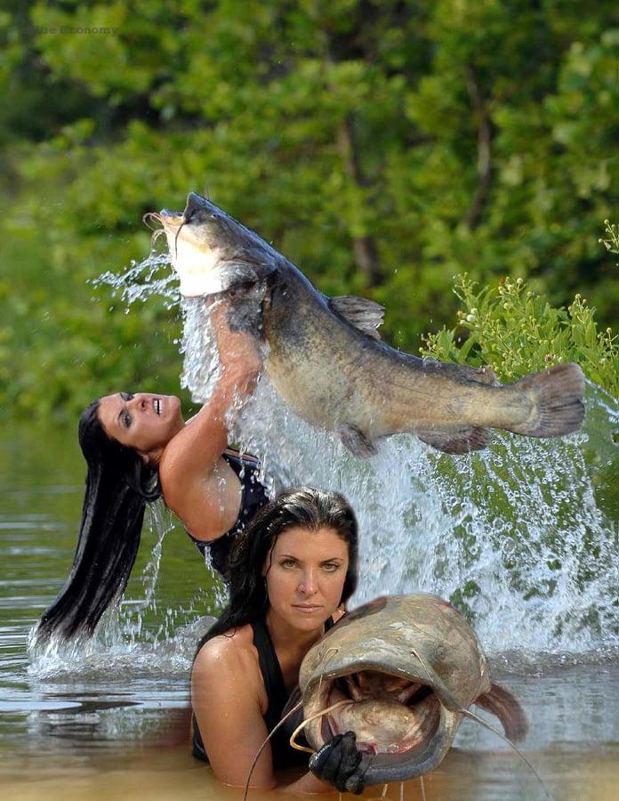 eBlue_economy_هواية صيد الاسماك عند المرأة الغربية