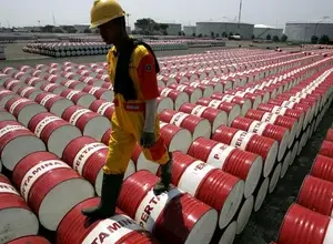 eBlue_economy_Crude oil market sees moderate increase of prices