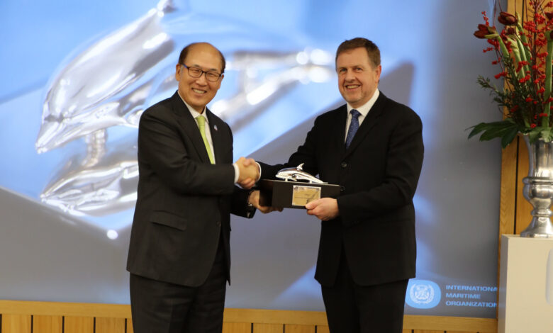 eBlue_economy_IMO International Maritime Prize awarded to Mr. Paul Sadler