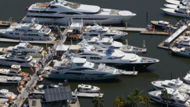eBlue_economy_40th Annual Palm Beach Intl Boat Show ( 24 - 27 March )