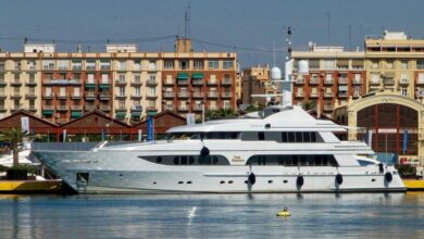eBlue_economy_Spanish authorities are seizing the yacht _Lady Anastasia