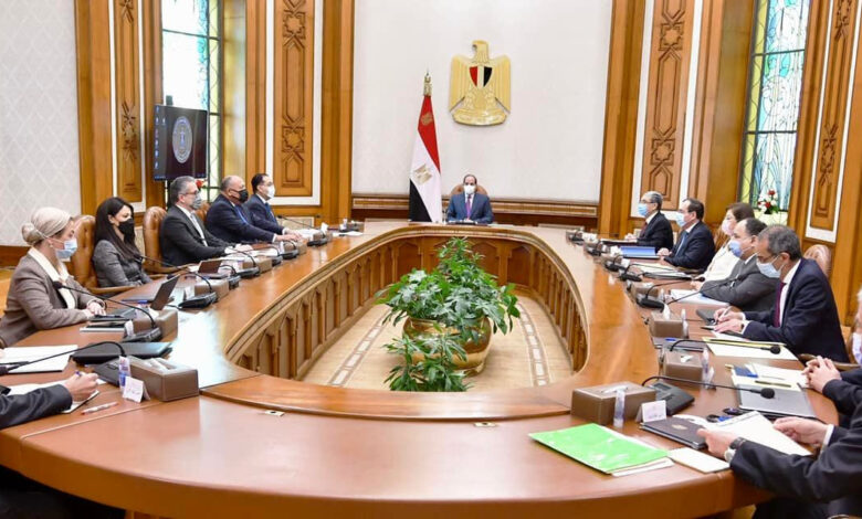 eBlue_economy_السيسي يتابع أعمال اللجنة الوزارية العليا للإعداد لاستضافة مصر لقمة المناخ