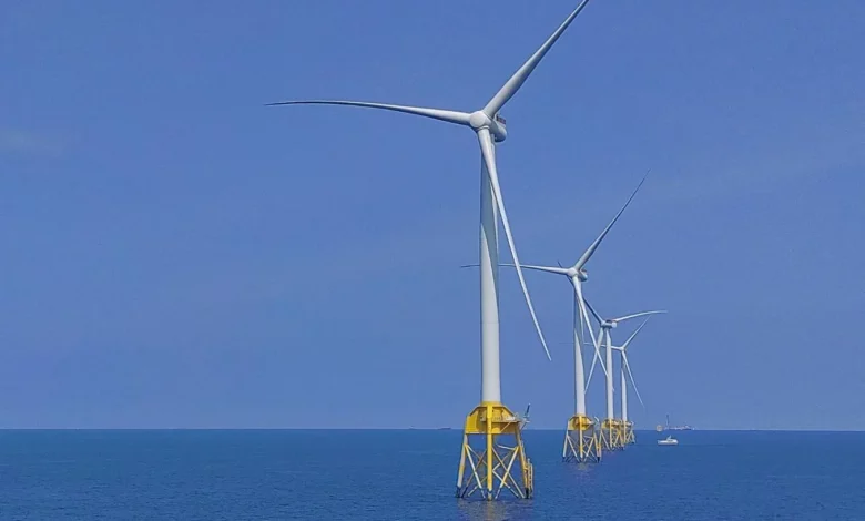 eBlue_economy_Taiwan’s biggest offshore wind farm generates first power