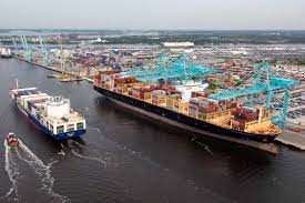 eBlue_economy_JAXPORT named the top port in the nation by Logistics Management magazine readers