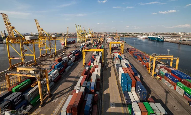 eBlue_economy_A.P. Moller - Maersk completes divestment of shares in Global Ports