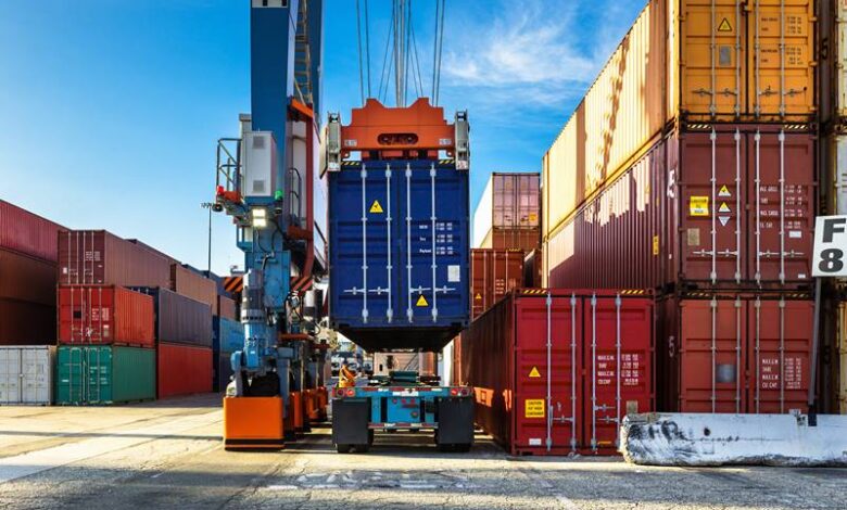 eBlue_economy_China - Italy container freight rates are back below 7,000 dollars