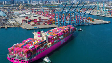 eBlue_economy_PORT OF LOS ANGELES CARGO VOLUME EASES IN AUGUST