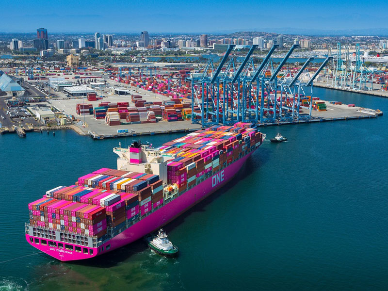 eBlue_economy_PORT OF LOS ANGELES CARGO VOLUME EASES IN AUGUST