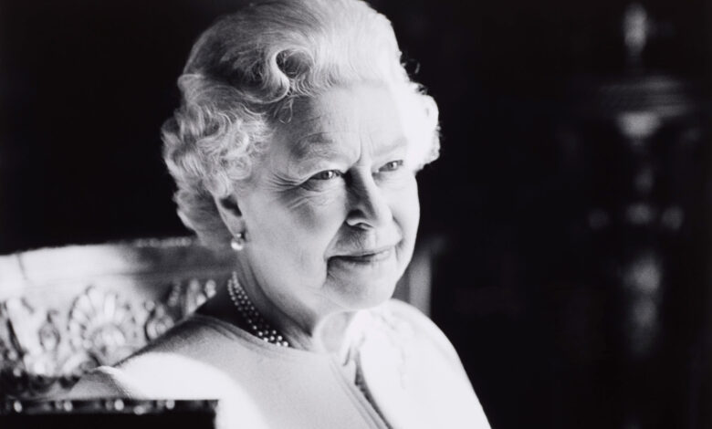 eblue_economy_Her Majesty Queen Elizabeth II