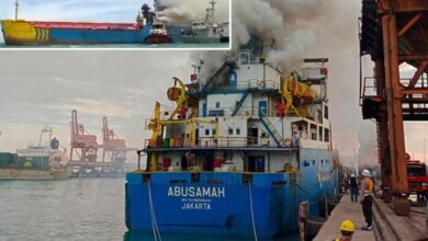 eBlue_economy_Fire erupted in bulk carrier ABUSAMAH at Cilegon port