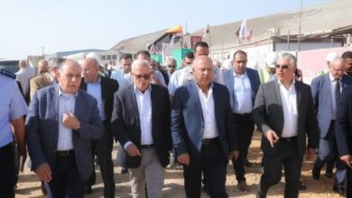 eBlue_economy_Kamel and Gamal El-Din presedent of SCZONE inspects West Port Said Port and Port Said Container Terminal.jpg