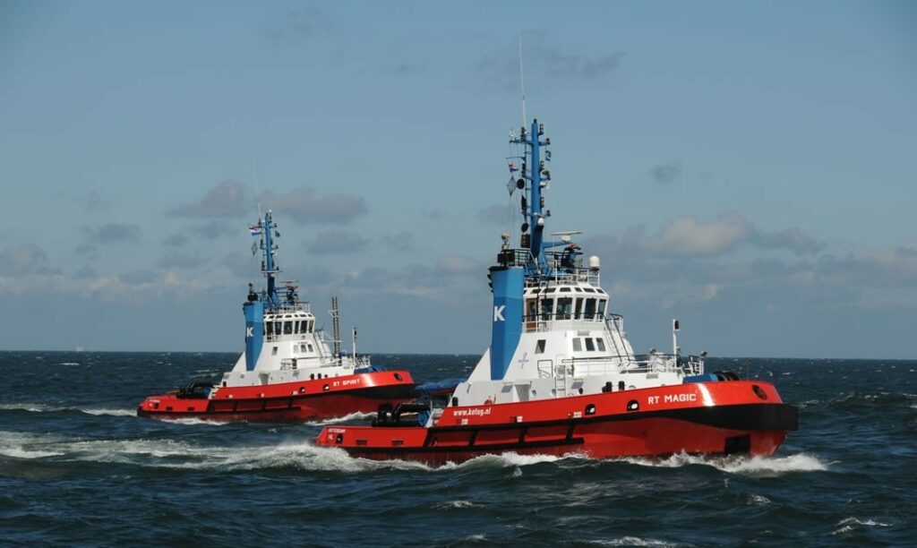 eBlue_economy_Tugs Towing & Offshore-Newsletter 80 2022 PDF