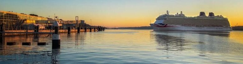 eBlue_economy_Yesterday Port of Kiel ended cruise season 2022