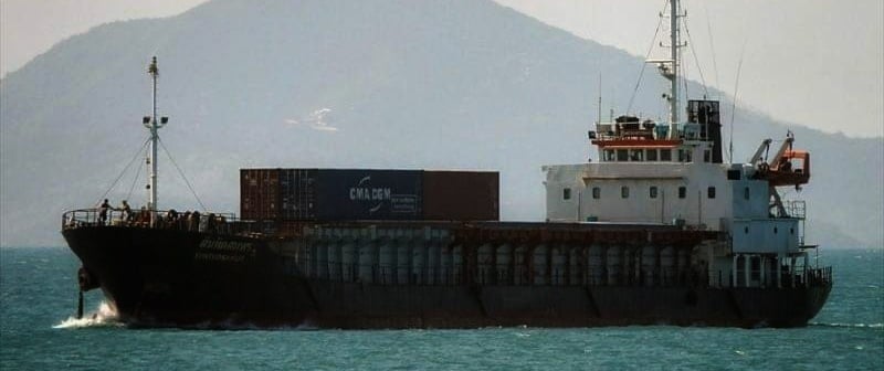 eBlue_economy_Container ship SUNTUDSAMUT 4 with 42 containers on board capsized and sank off Sai Ri Sawi Beach.jpg