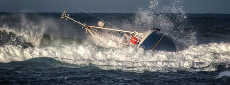 eBlue_economy_Ocean Maid sinks after grounding off Cairnbulg