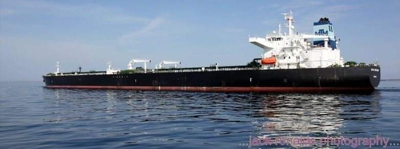 eBlue_economy_Greek Suezmax tanker MARAN POSEIDON
